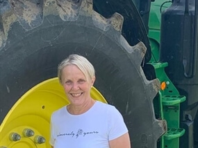 Customer Photo of Tractor Driving Wiltshire